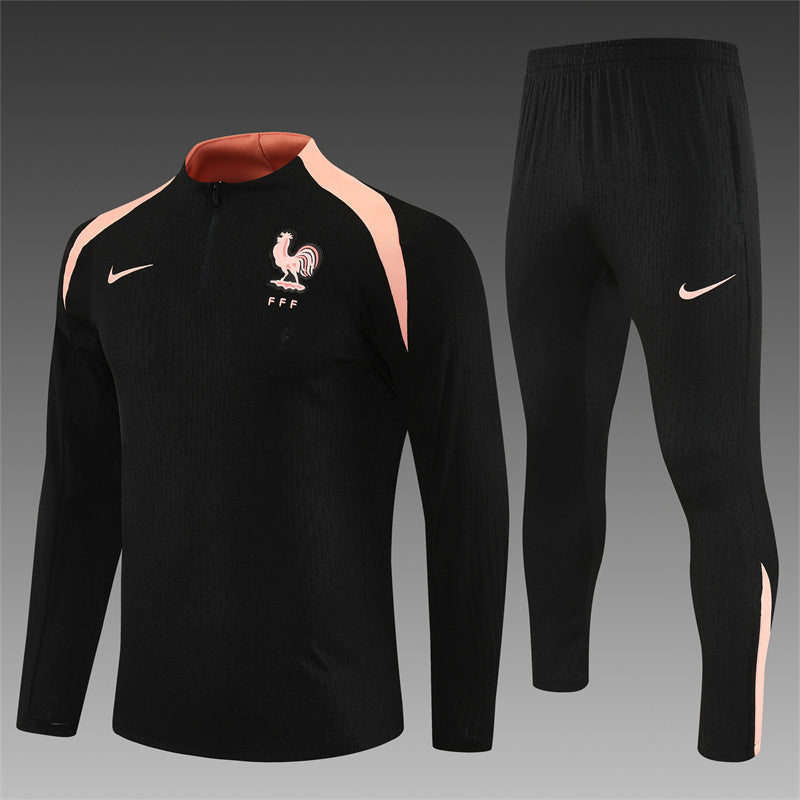 Tuta Francia Nera/Rosa 2025/26