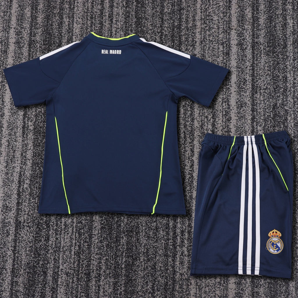 Completino Bambino Vintage Real Madrid 2010/11