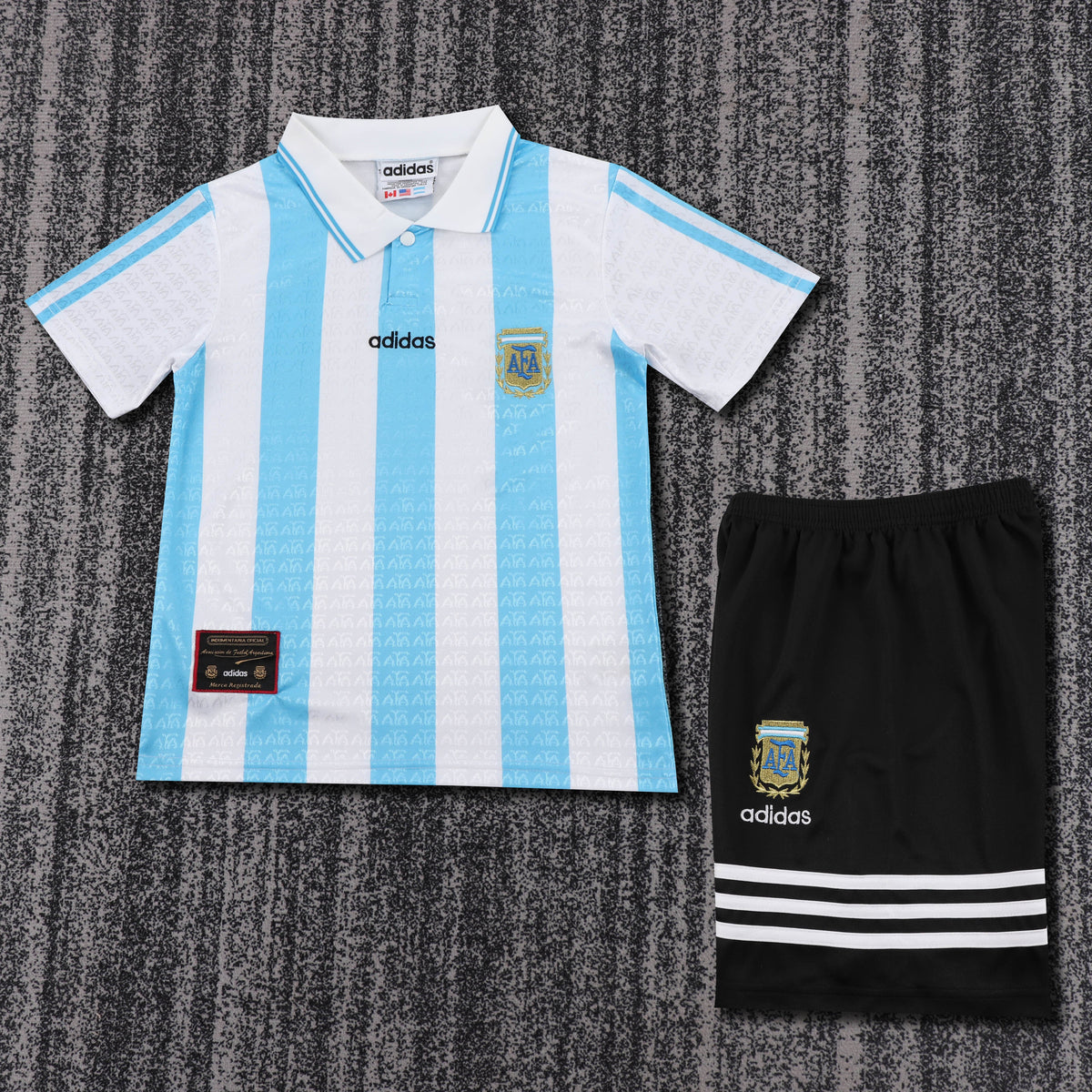Completino Bambino Vintage Argentina Home 1994