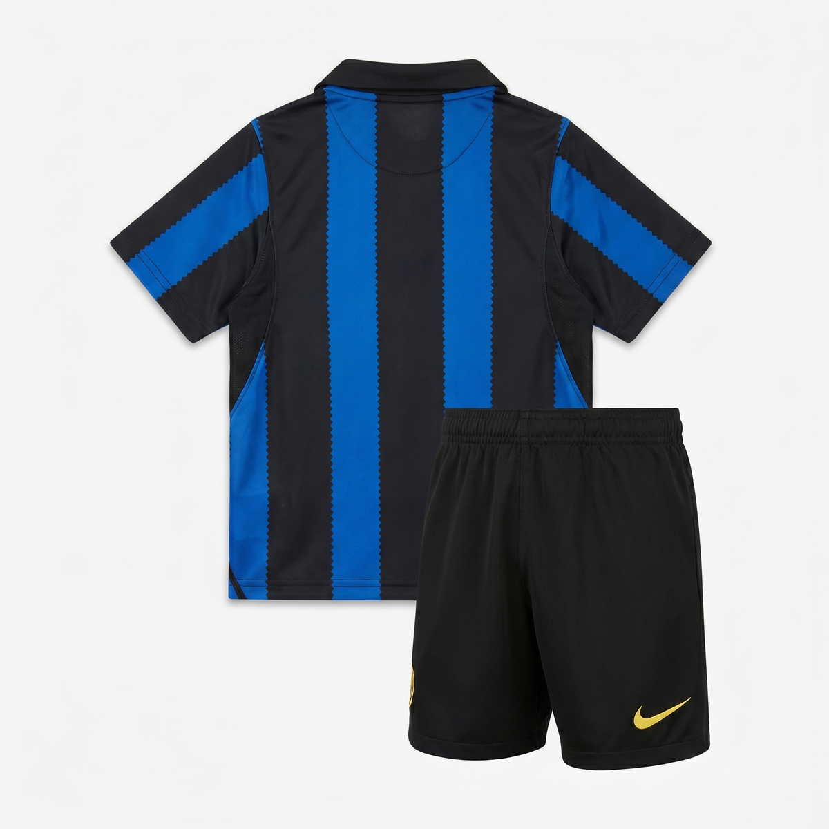 Completino Bambino Inter Home 2026/27 - Con Scudetto e Coccarda Coppa Italia 10 inclusi